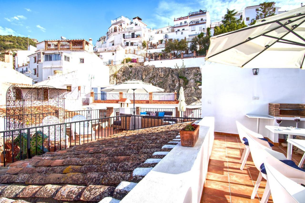 La Vieja Botica Bed & Breakfast Canillas de Aceituno Екстериор снимка